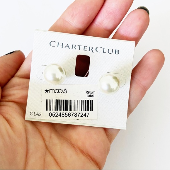 Charter Club glass pearl stud earrings NWT - Picture 3 of 3
